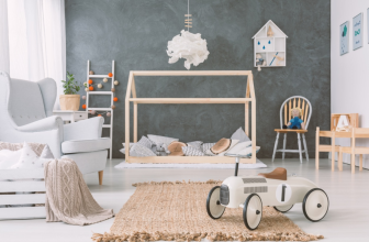 Meubles de rangement pour enfants : praticité et sécurité.
